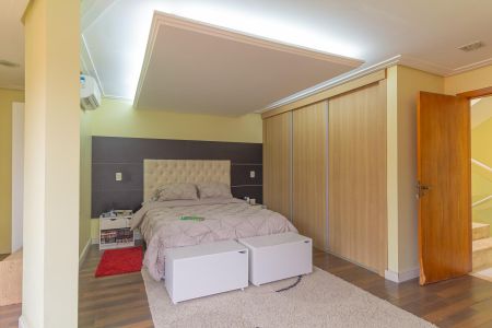 Casa à venda com 327m², 3 quartos e sem vagaSuíte