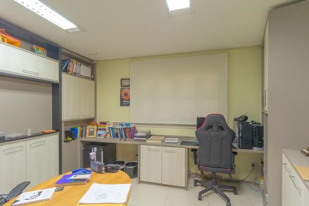 Casa à venda com 327m², 3 quartos e sem vagaEscritório