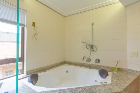 Casa à venda com 327m², 3 quartos e sem vagaBanheiro da Suíte