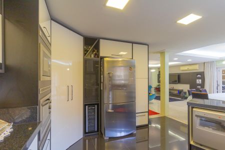 Casa à venda com 327m², 3 quartos e sem vagaCozinha