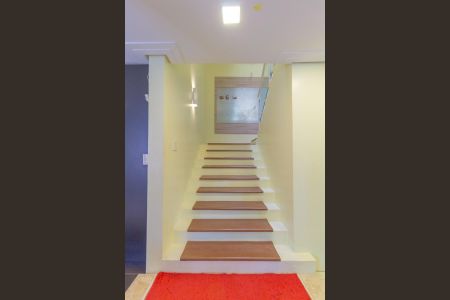 Casa à venda com 327m², 3 quartos e sem vagaEscada