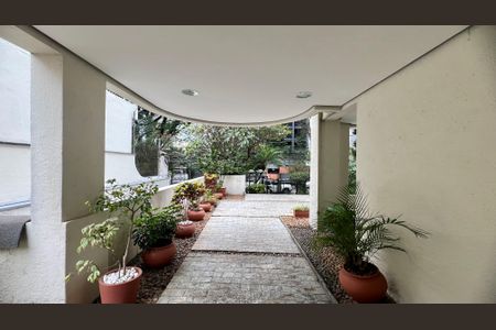 Apartamento para alugar com 117m², 3 quartos e 2 vagasÁrea comum - Entrada