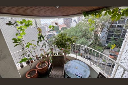 Apartamento para alugar com 117m², 3 quartos e 2 vagasVaranda da Sala