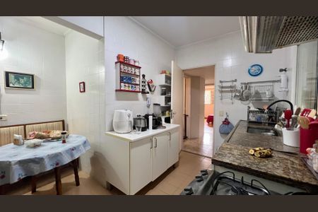 Apartamento para alugar com 117m², 3 quartos e 2 vagasCozinha
