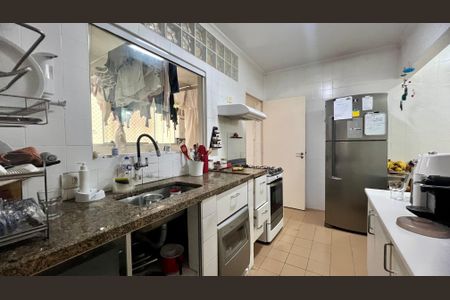 Apartamento para alugar com 117m², 3 quartos e 2 vagasCozinha