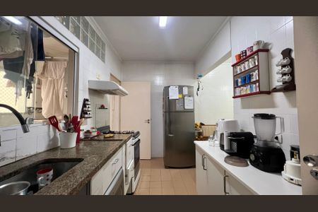 Apartamento para alugar com 117m², 3 quartos e 2 vagasCozinha