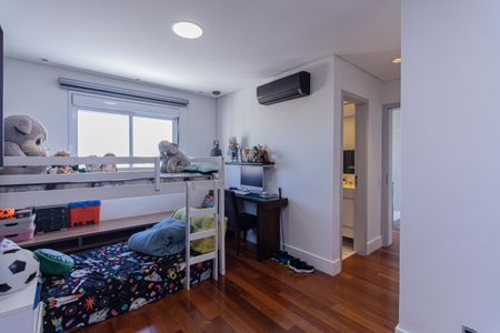 Apartamento à venda com 335m², 3 quartos e 4 vagasSuíte 1