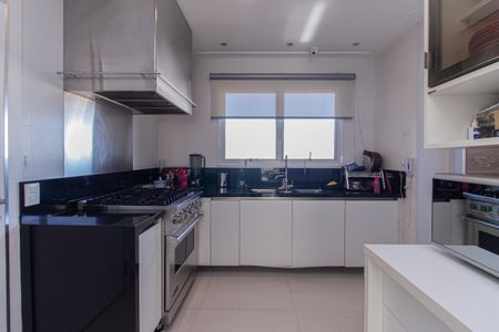 Apartamento à venda com 335m², 3 quartos e 4 vagasCozinha