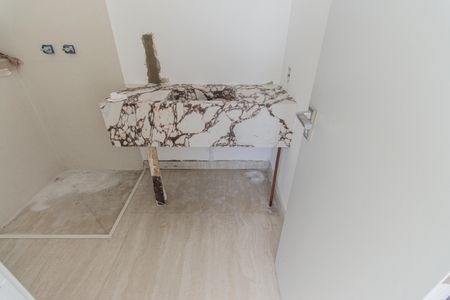 Apartamento à venda com 335m², 3 quartos e 4 vagasBanheiro 2