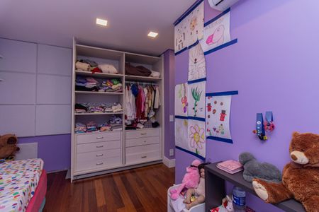 Apartamento à venda com 335m², 3 quartos e 4 vagasSuíte 4