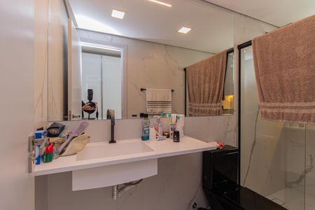 Apartamento à venda com 335m², 3 quartos e 4 vagasBanheiro da Suíte 3