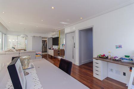 Apartamento à venda com 335m², 3 quartos e 4 vagasSala