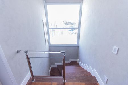 Apartamento à venda com 335m², 3 quartos e 4 vagasEscada