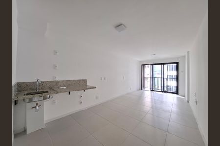 Apartamento à venda com 34m², 1 quarto e sem vagaSala/Quarto/Cozinha