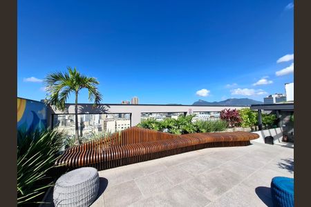 Apartamento à venda com 34m², 1 quarto e sem vagaÁrea comum