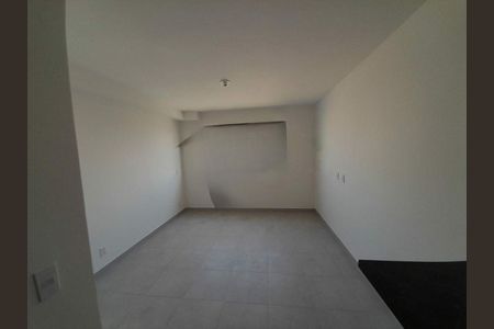 Apartamento à venda com 24m², 1 quarto e sem vagaFoto 02