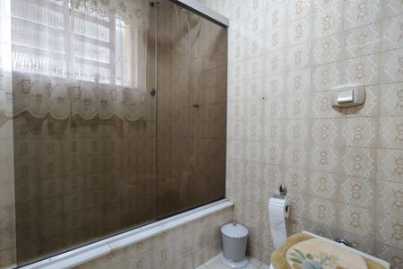 Casa à venda com 450m², 3 quartos e 3 vagasBanheiro Social 1