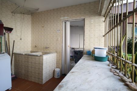 Casa à venda com 450m², 3 quartos e 3 vagasÁrea de Serviço