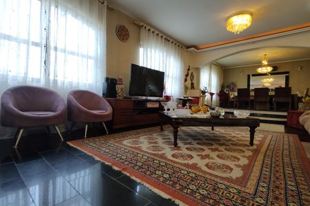 Casa à venda com 450m², 3 quartos e 3 vagasSala 1