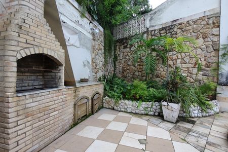 Casa à venda com 450m², 3 quartos e 3 vagasChurrasqueira