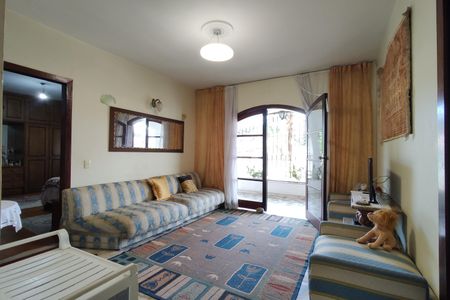 Casa à venda com 450m², 3 quartos e 3 vagasSala 2