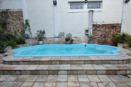 Casa à venda com 450m², 3 quartos e 3 vagasPiscina