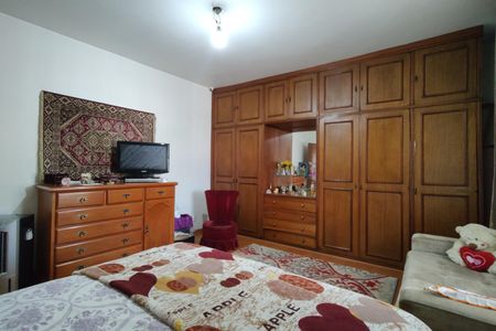 Casa à venda com 450m², 3 quartos e 3 vagasQuarto 1- Armários