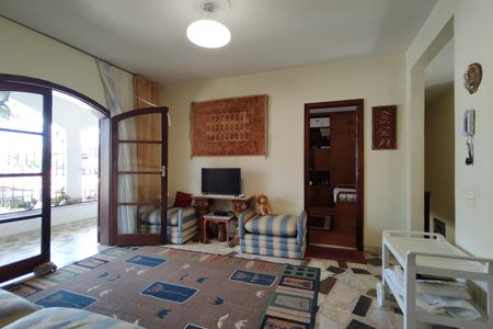 Casa à venda com 450m², 3 quartos e 3 vagasSala 2