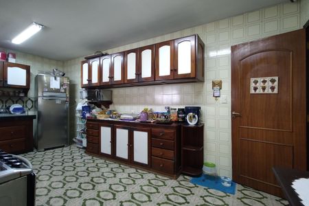 Casa à venda com 450m², 3 quartos e 3 vagasCozinha - Armários