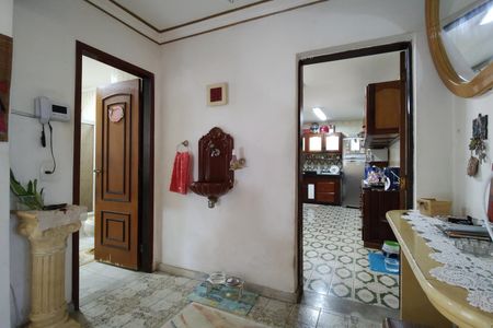 Casa à venda com 450m², 3 quartos e 3 vagasHall social