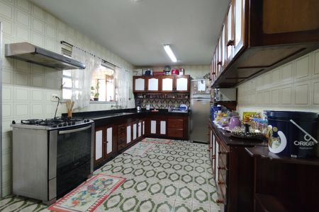 Casa à venda com 450m², 3 quartos e 3 vagasCozinha - Armários