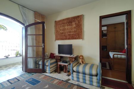 Casa à venda com 450m², 3 quartos e 3 vagasSala 2