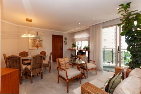 Apartamento à venda com 134m², 3 quartos e 2 vagas Apartamento à venda com 134m², 3 quartos e 2 vagasSala