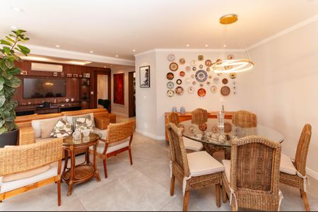 Apartamento à venda com 134m², 3 quartos e 2 vagas Apartamento à venda com 134m², 3 quartos e 2 vagasSala