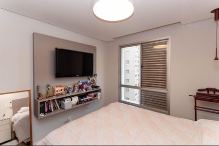 Apartamento à venda com 134m², 3 quartos e 2 vagas Apartamento à venda com 134m², 3 quartos e 2 vagasQuarto 3