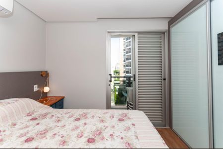 Apartamento à venda com 134m², 3 quartos e 2 vagas Apartamento à venda com 134m², 3 quartos e 2 vagasQuarto 1 Suíte