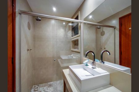 Apartamento à venda com 157m², 3 quartos e 3 vagasBanheiro 