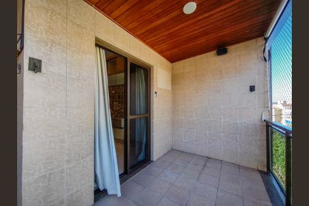 Apartamento à venda com 157m², 3 quartos e 3 vagasVaranda da Suíte