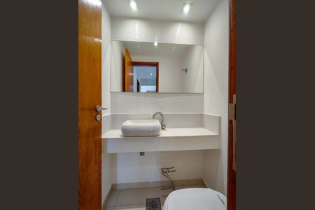 Apartamento à venda com 157m², 3 quartos e 3 vagasLavabo