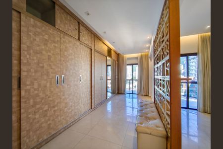 Apartamento à venda com 157m², 3 quartos e 3 vagasSuíte