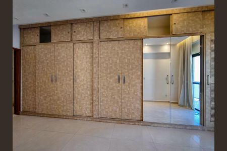 Apartamento à venda com 157m², 3 quartos e 3 vagasSuíte