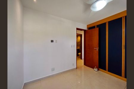 Apartamento à venda com 157m², 3 quartos e 3 vagasQuarto 2