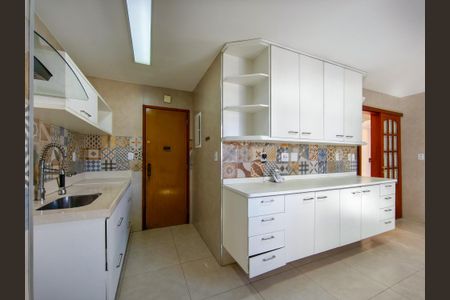 Apartamento à venda com 157m², 3 quartos e 3 vagasCozinha