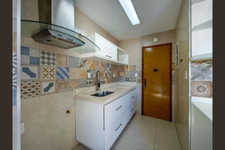 Apartamento à venda com 157m², 3 quartos e 3 vagasCozinha