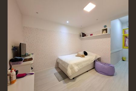 Apartamento à venda com 128m², 3 quartos e sem vagaQuarto 