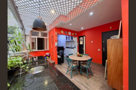 Apartamento à venda com 128m², 3 quartos e sem vagaCozinha