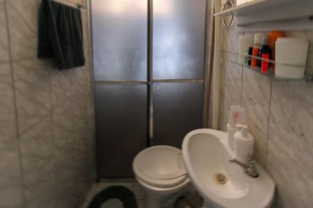 Casa à venda com 250m², 1 quarto e sem vaga Casa à venda com 250m², 1 quarto e sem vagaBanheiro