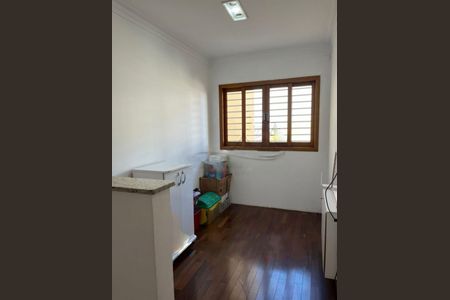 Casa à venda com 4 quartos, 183m² em Cambuci, São Paulo