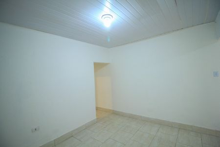 Sala de casa para alugar com 2 quartos, 70m² em Chácara Mafalda, São Paulo