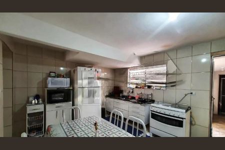 Casa à venda com 3 quartos, 113m² em Vila Nair, São Paulo